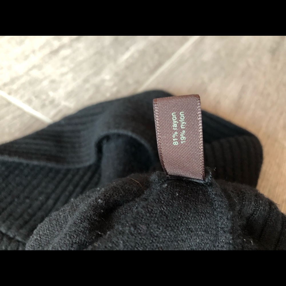 Limited Shrug sweater - Picture 3 of 4